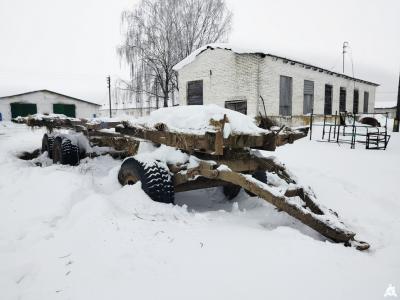 Прицеп для перевозки рулонов 9м (без постановки на учет), инв. №5012 (Витебская обл., Миорский р-н, Повятский с/с, д.Паташня, ул. Молодёжная, 13)