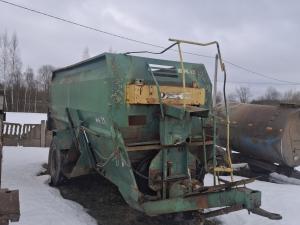 Измельчитель-смеситель кормораздатчик ИСРК-12 «Хозяин», инв. №21 (Витебская обл., Миорский р-н, Заутьевский с/с, аг.Папшули)