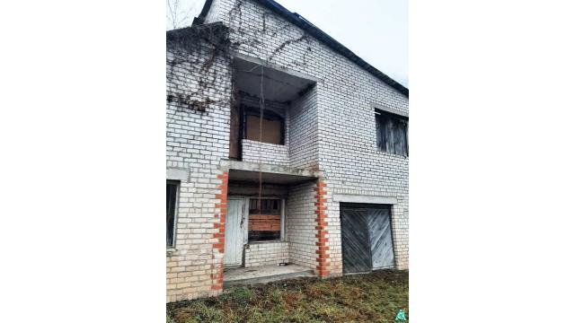 Здание нежилое пл. 155,0 кв.м., инв. №1182 (Витебская обл., Браславский р-н, Друевский с/с, аг.Друйск, ул. Центральная, 6)