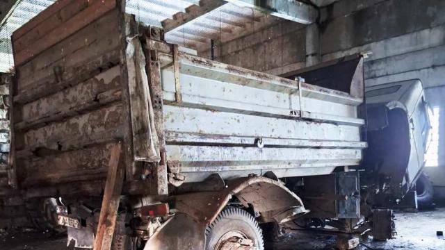 Автомобиль грузовой самосвал МАЗ-555102-223, 2005 г.в., рег. знак АА 0050-2, инв. №011155 (Витебская обл., Глубокский р-н, д.Озерцы, ул. Советская, 25)