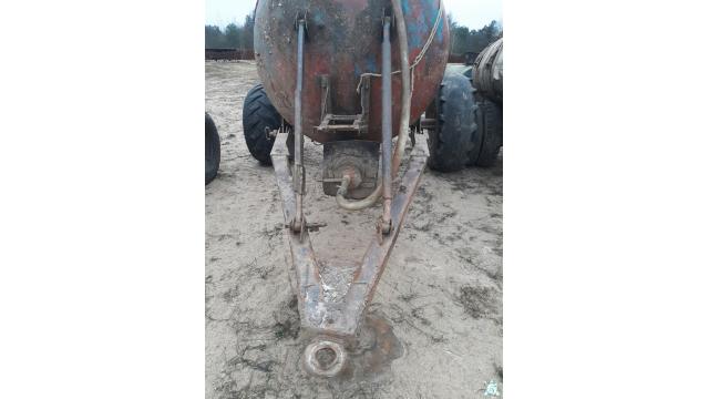 Бочка на колесах 6 куб.м., инв. №5010 (Витебская обл., Браславский р-н, аг.Друя, ул. Браславская, 62)