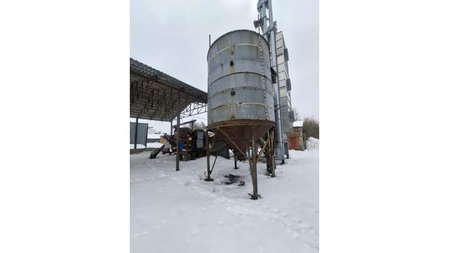 Бункер, 2004 г.в., инв. №5047 (Витебская обл., Глубокский р-н, Озерецкий с/с, д.Озерцы, ул. Советская, 25)