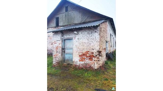 Комплекс имущества (мастерские арочного типа, склады) в аг.Глыбочка с учетом прочего имущества (Витебская обл., Ушачский р-н, аг.Глыбочка, ул. Центральная, 31В)